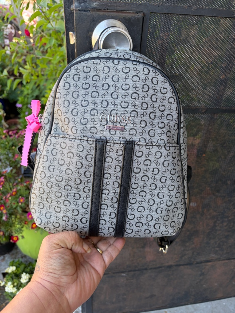 Gorgeous Y2k Original GUESS monogram Backpack grey with Black Trim